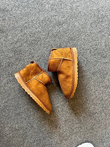 36 Beden Ugg mini
