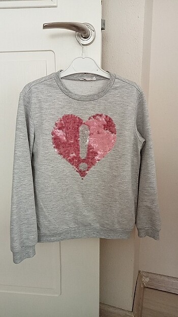 Kız çocuk sweatshirt .