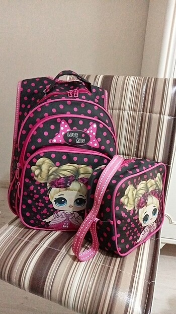  Beden Renk Kız çocuk okul çantası.