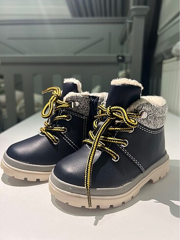 H&M Erkek Çocuk Bot