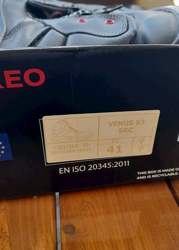 41 Beden siyah Renk ÉRKEK BOT