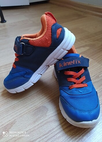 Kinetix, Çocuk spor ayakkabı 