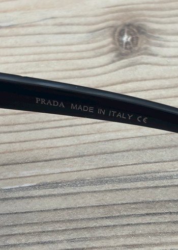 Parlak Siyah Prada Kadın/Erkek Güneş Gözlüğü - Görsel 6