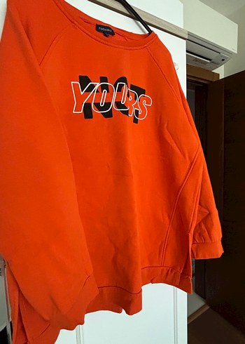 l Beden kırmızı Renk Narçiçeği Baskılı Kadın Sweatshirt