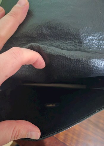 Diğer Zincir Detaylı Siyah Yılan Desenli Deri Çanta