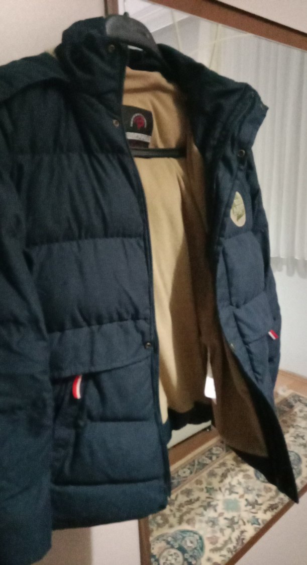 Erkek Çocuk siyah mont - Görsel 4