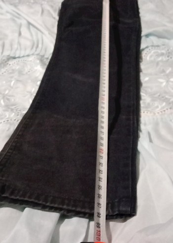 Gri Bel Detaylı Erkek Çocuk Kot Pantolon - Görsel 4