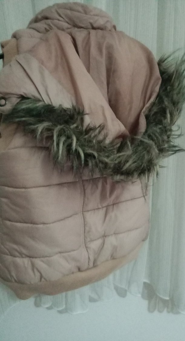 Bej Kürklü Kadın Kolsuz Yelek - Görsel 4