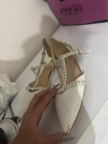 37 Beden beyaz Renk Zara babet