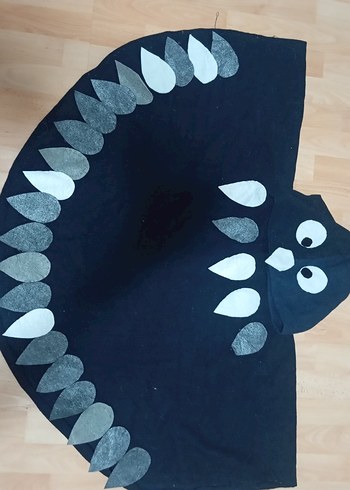 Kızlar için Siyah Nakışlı Kapüşonlu Panço - Görsel 4