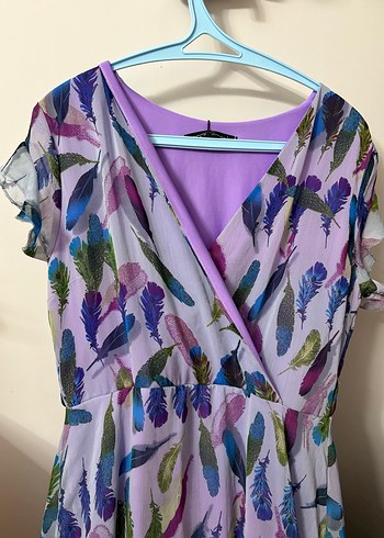 V Yaka Uzun Renkli Elbise - Görsel 2