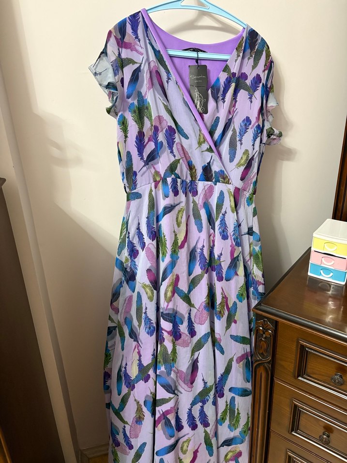 V Yaka Uzun Renkli Elbise - Görsel 4