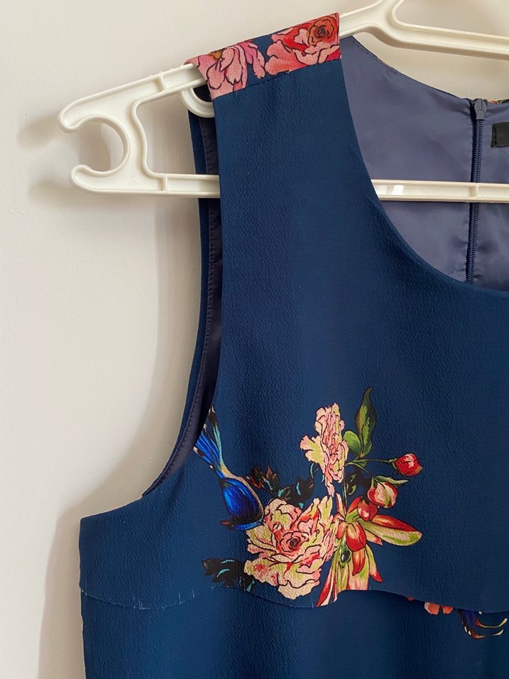 Çiçek Desenli Lacivert  Midi Elbise - Görsel 4