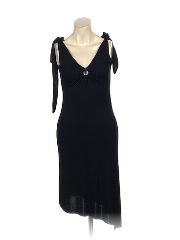 PreLoved Kısa Elbise %70 İndirimli.