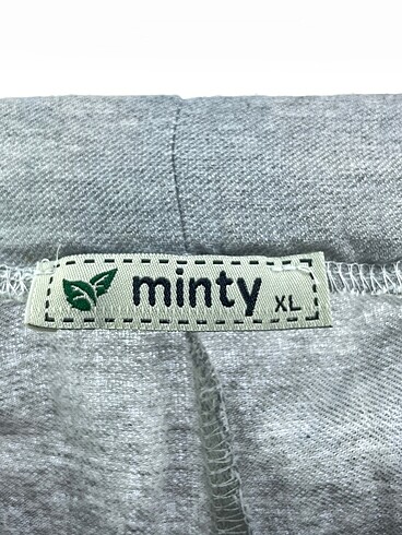xl Beden gri Renk PreLoved Mini Şort %70 İndirimli.