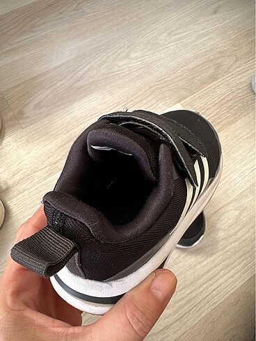 25 Beden Adidas spor ayakkabı