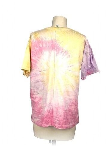 l Beden Twist T-shirt %70 İndirimli.