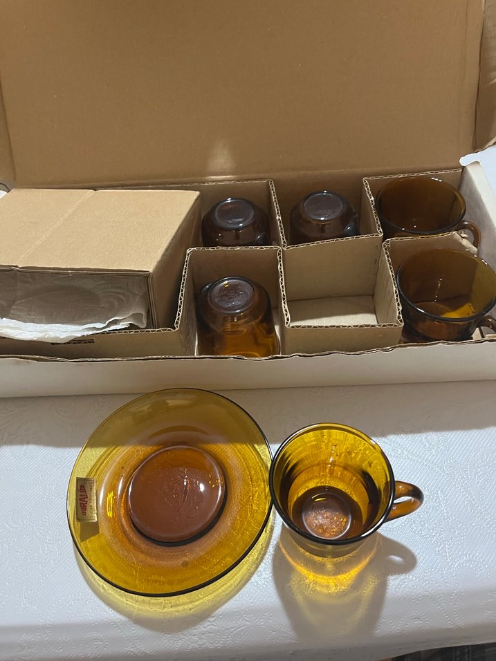 Koyu Kahverengi Cam Fincan ve Tabağı Seti - Görsel 2