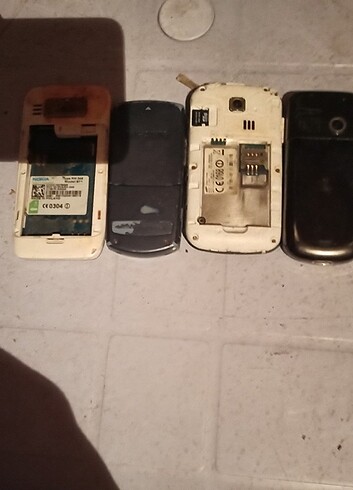 Eski telefonlar