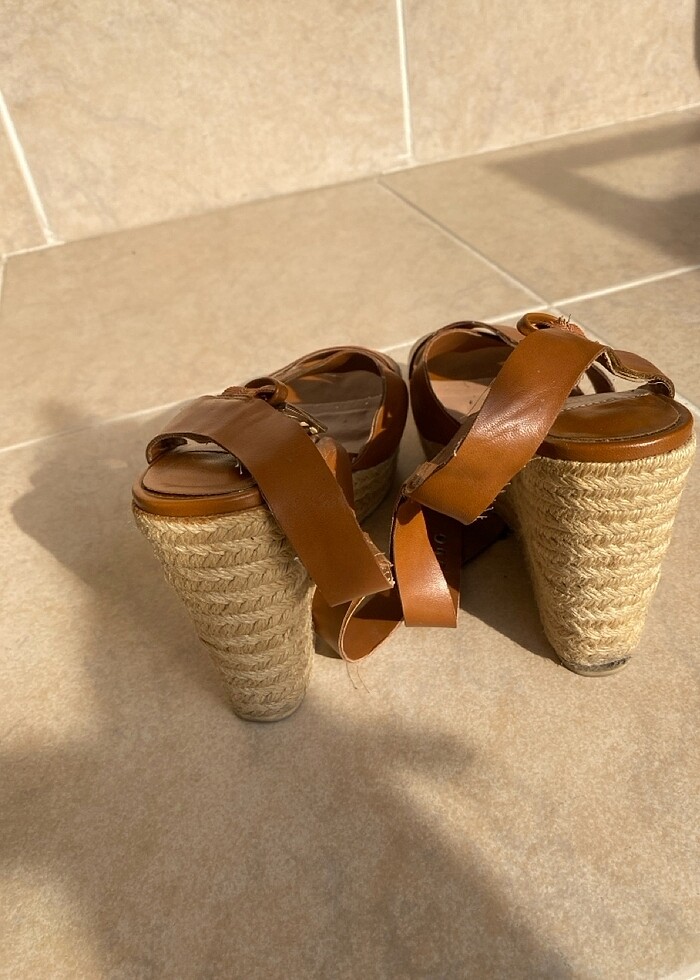 Stradivarius hasır sandalet - Görsel 4