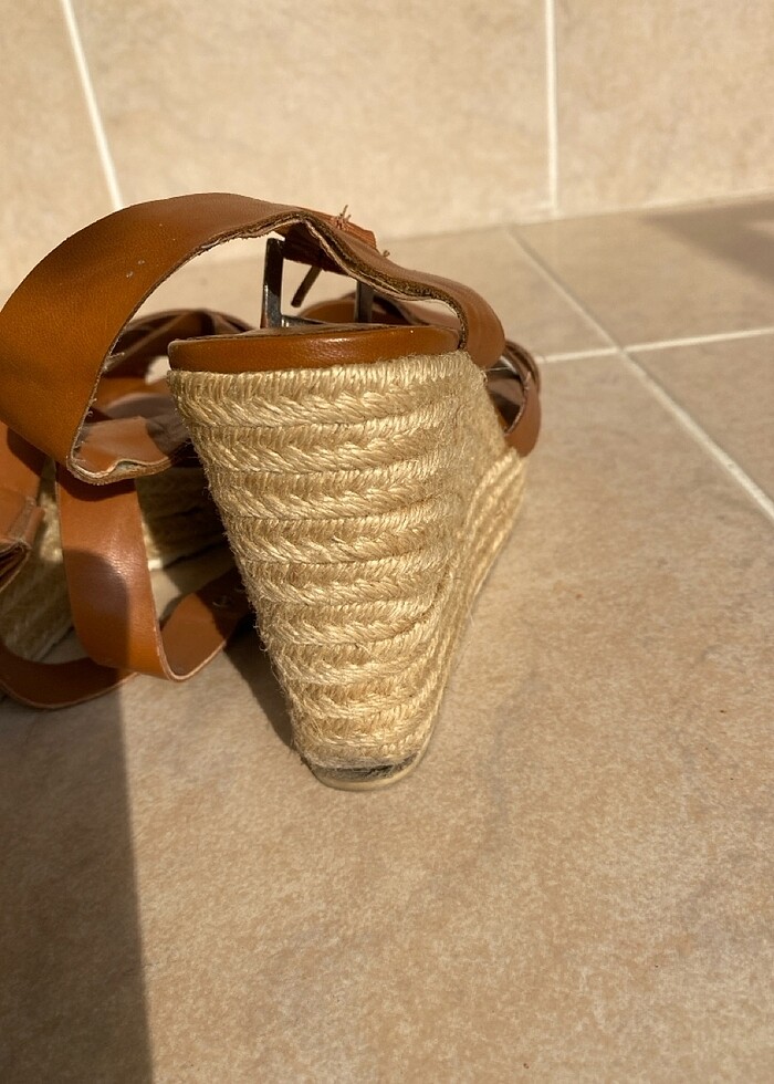 Stradivarius hasır sandalet - Görsel 5
