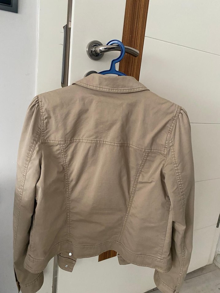 Bej Deri Düğmeli Kadın Ceket - Görsel 3