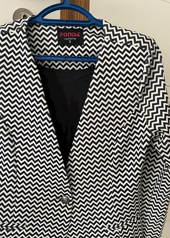 Zebra Desenli Düğmeli Kadın Blazer - Görsel 2