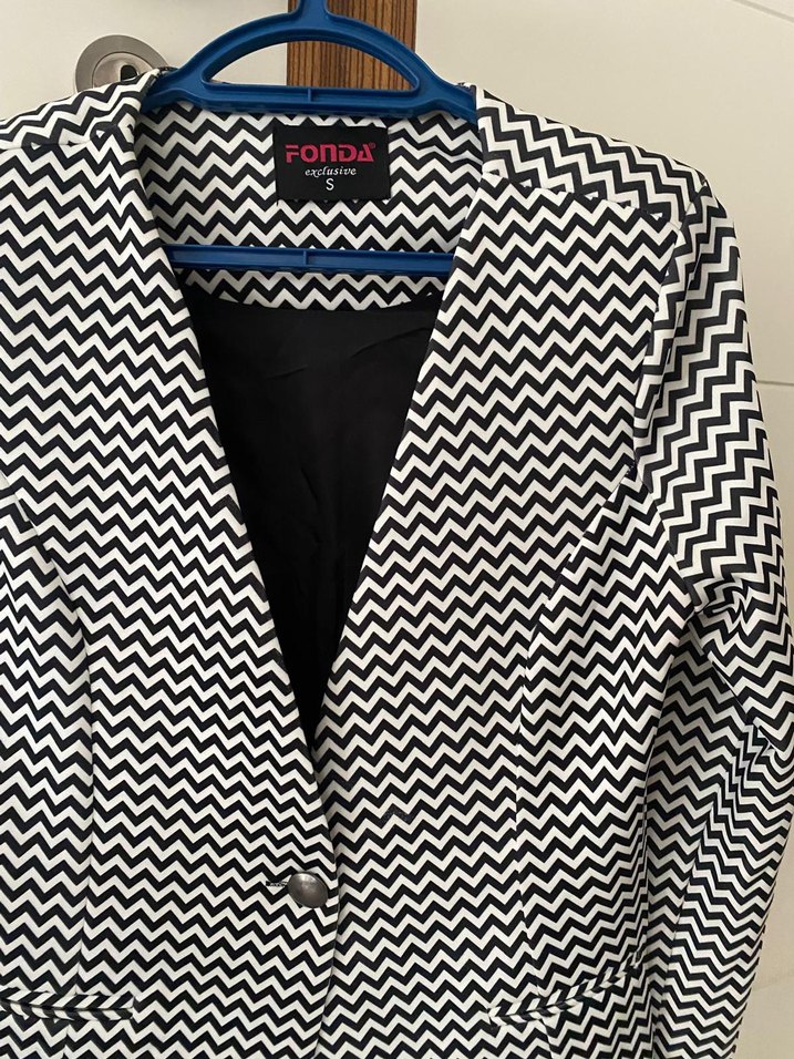 Zebra Desenli Düğmeli Kadın Blazer - Görsel 2