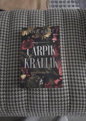 Çarpık Krallık - Rina Kent - Görsel 3