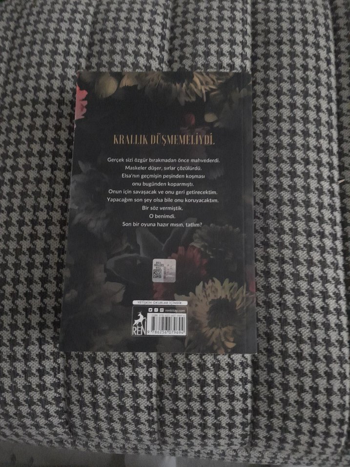 Çarpık Krallık - Rina Kent - Görsel 2