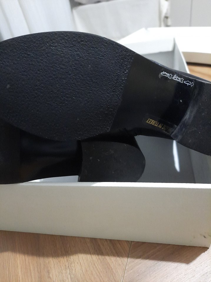 Kadın Siyah Dizüstü Bağcıklı Stiletto Çizme - Görsel 4