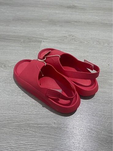LC Waikiki Kadın sandalet lcw