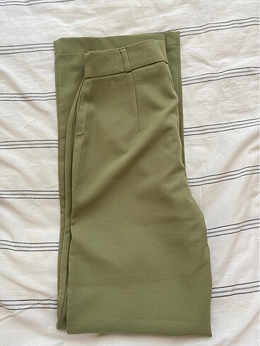 Trendyol & Milla kumaş pantalon