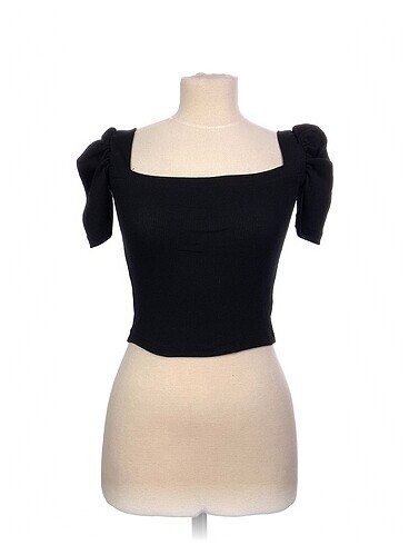 Trendyol & Milla T-shirt %70 İndirimli.
