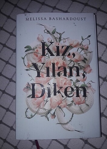 Kız Yılan Diken 