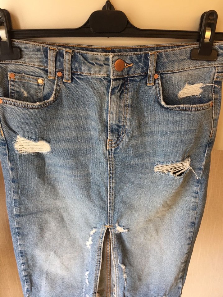 Yırtık Detaylı Mavi Denim Midi Etek - Görsel 3