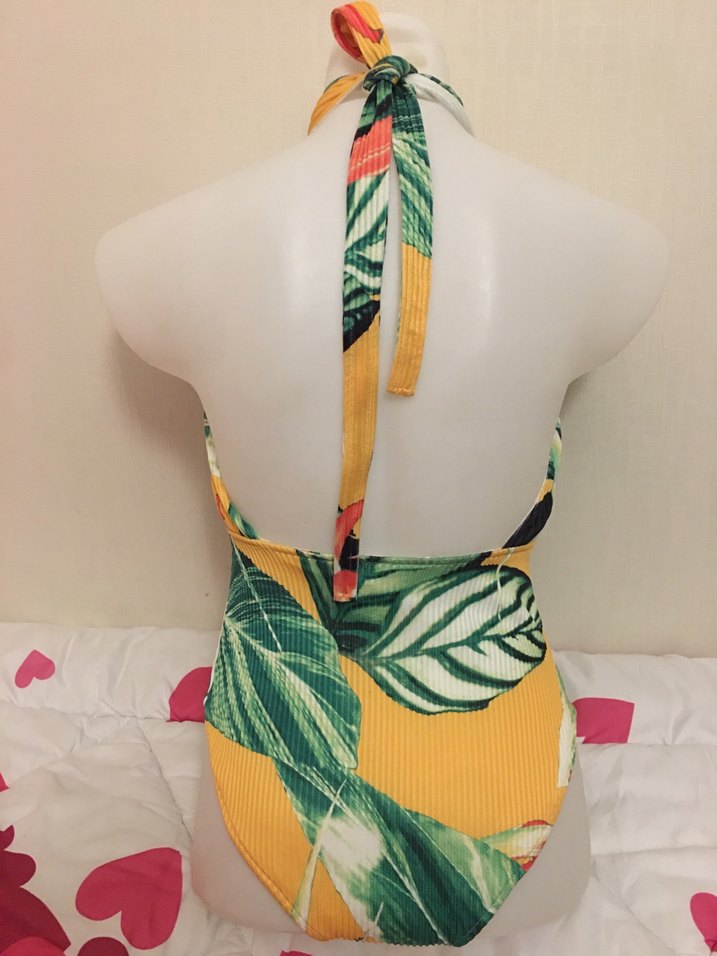 BikBok Lene Orvık bodysuit - Görsel 3