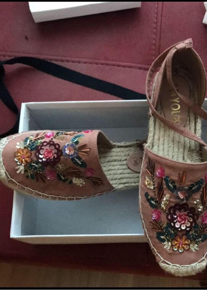 İpekyol Ayakkabı - Görsel 2