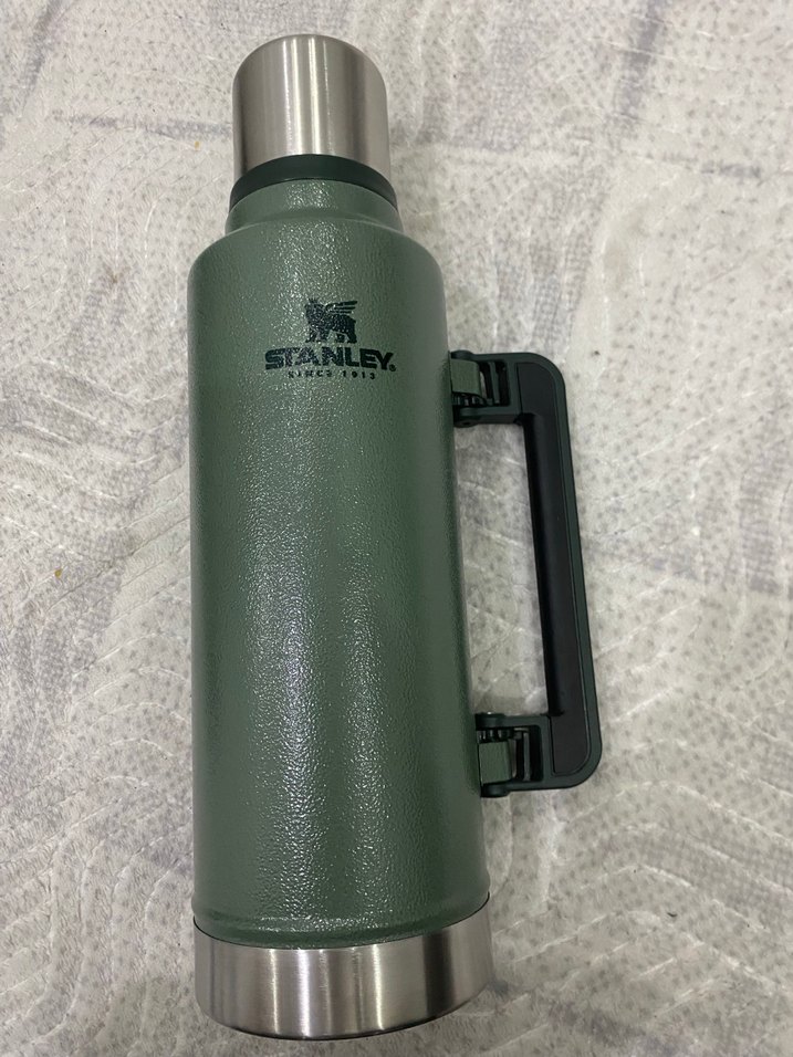 Stanley Klasik Termos Şişe 1.9 Litre Khaki - Görsel 2