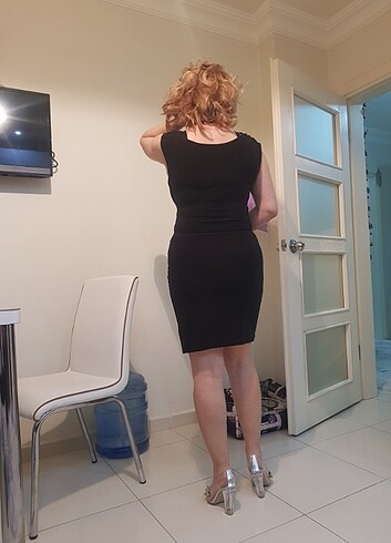 38 Beden Siyah kısa elbise