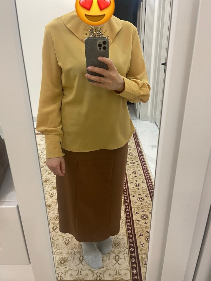 Boncuk İşlemeli Bej Gömlek - Görsel 4