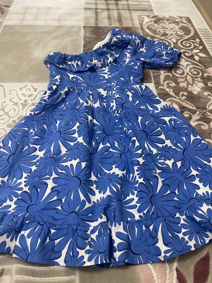 Mavi Çiçekli Volanlı Kız Çocuk Elbisesi - Görsel 3