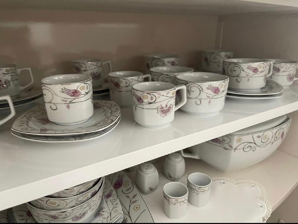 Nakışlı Beyaz ve Gri Yemek Takımı - Görsel 2