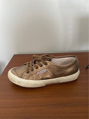 Superga Bronz 38