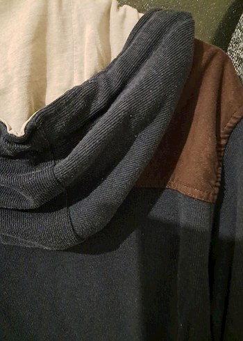 Legendary Yazılı / Dirsek Yamalı Kapüşonlu Hırka - (Ev ve Günlük - Görsel 3