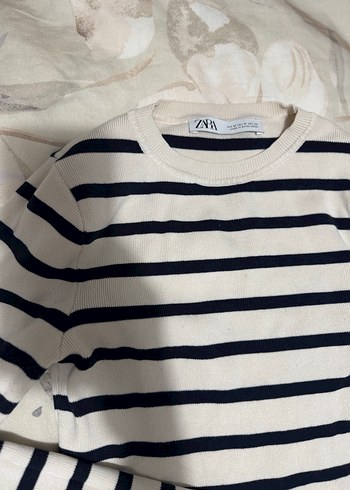 Beyaz Siyah Çizgili İnce Örgü Kazak crop triko - Görsel 2