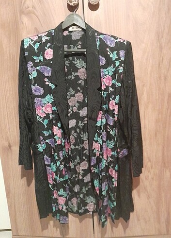 Kadin tunik