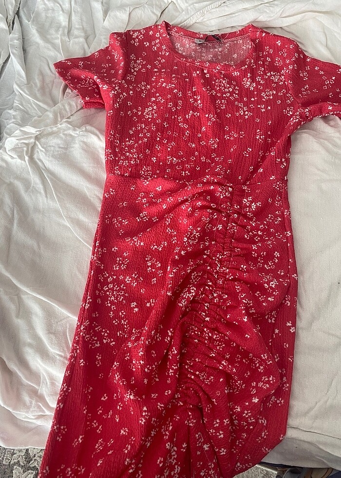 Pembe çiçekli elbise - Görsel 3