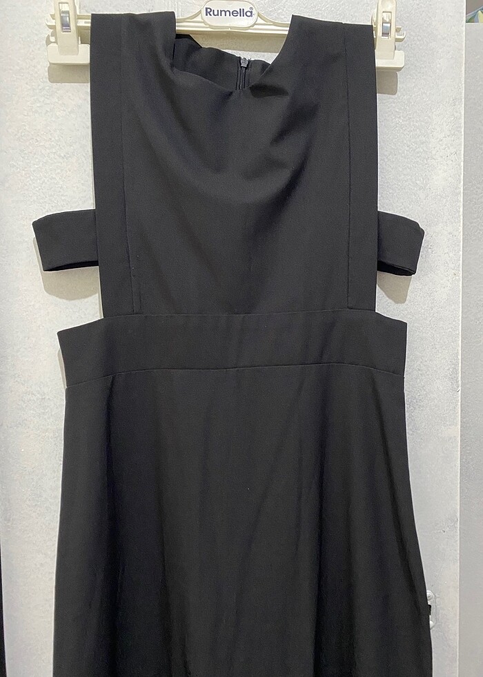 Siyah uzun abiye elbise - Görsel 2