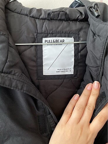 s Beden Pull and bear mont